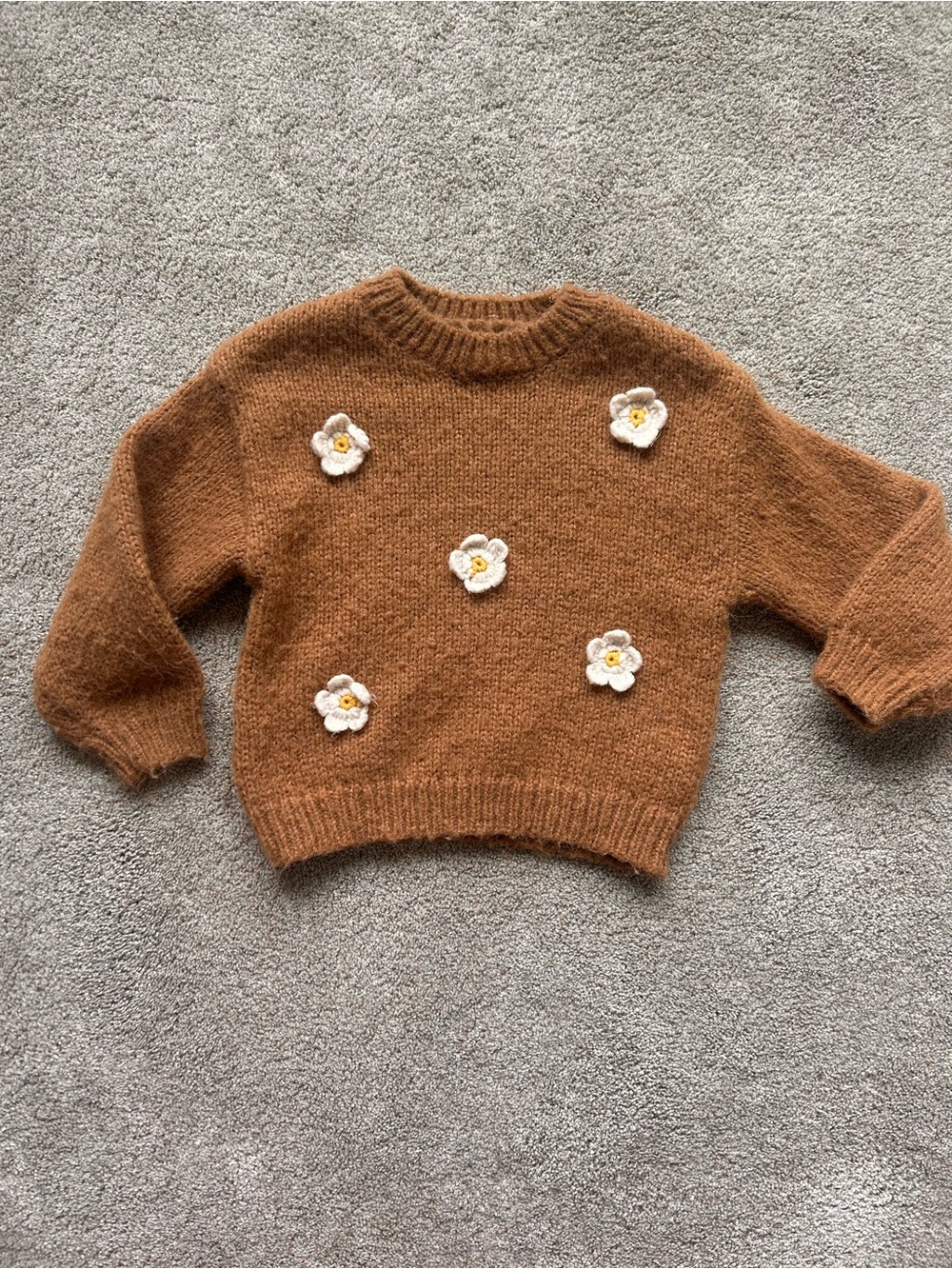 Zara kids size 6 Rust Brown Fuzzy Crewneck Sweater with White Floral Appliqués